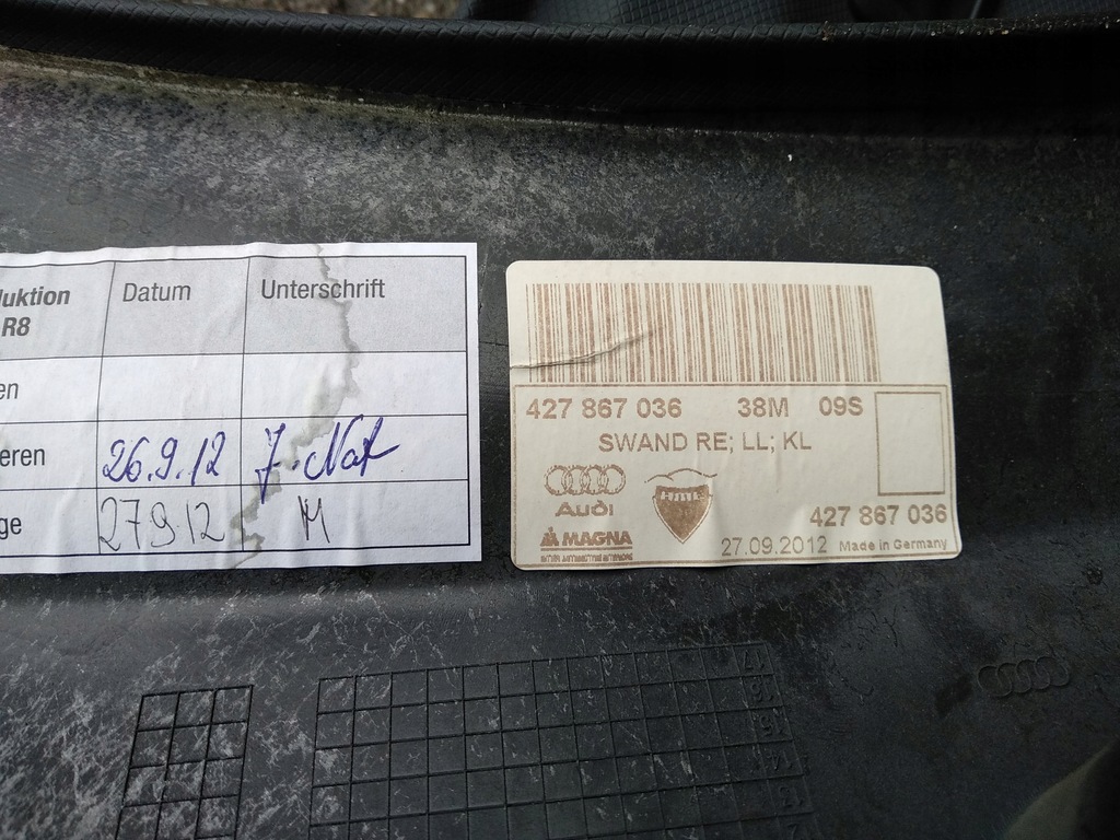 фото №8, Обивка правая левая корпус стойка audi r8 lift