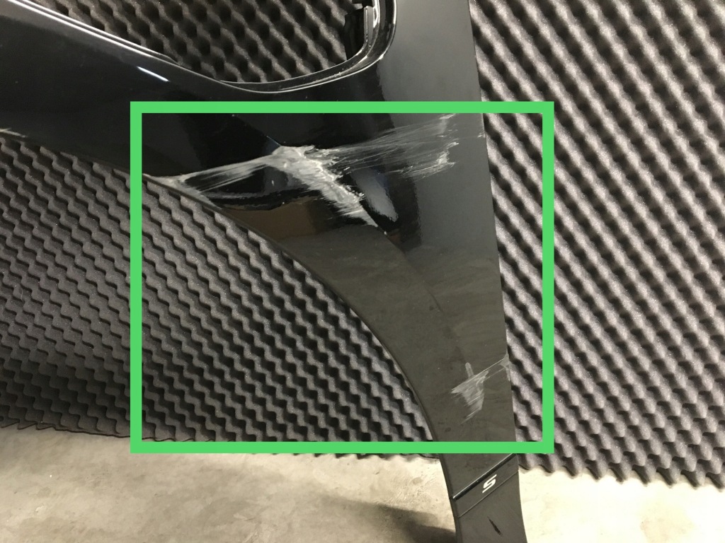 Jaguar 1 pace крыло  левое  чёрный цвет в Украине