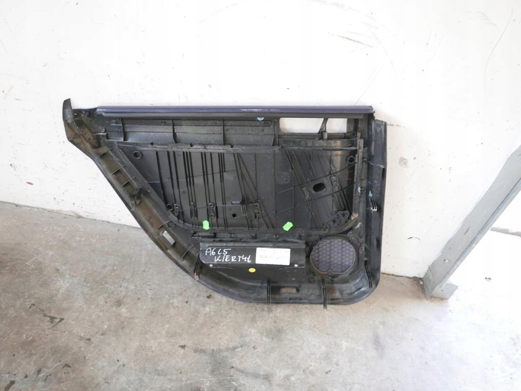 фото №7, Обшивка обивка правая задняя audi a6 c5 kombi avant