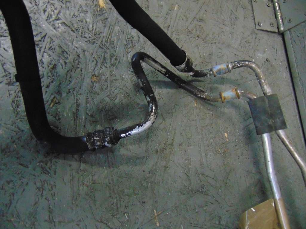 фото №7, Радіатор оливи volvo v70 iii s80 2.0t 09-16