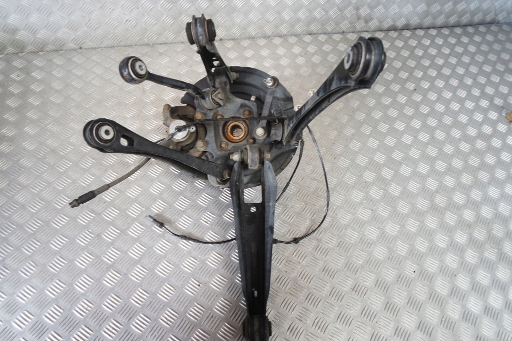 фото №4, Подвеска правое задняя bmw x3 x4 f25 f26