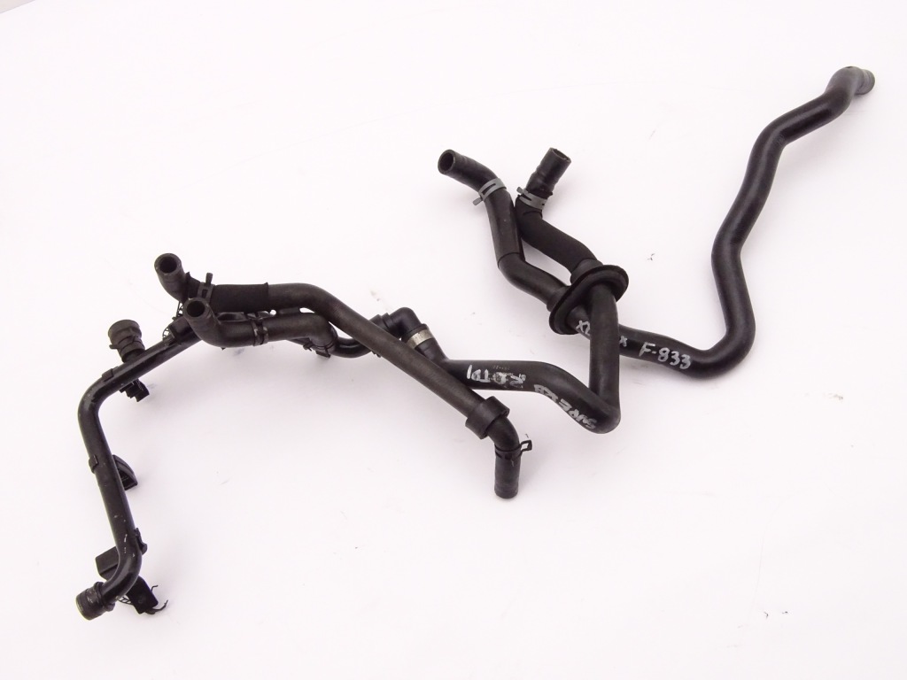 фото №1, Skoda superb i 2.0 tdi wąż шланг магистраль wody