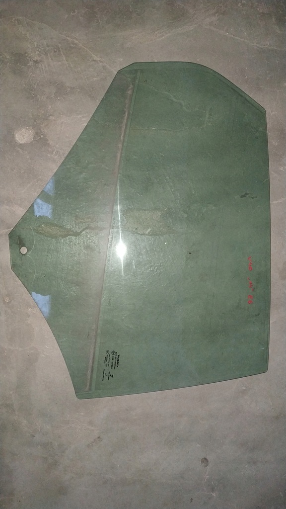 фото №1, Volvo v40 скло двері ліва права задня задня