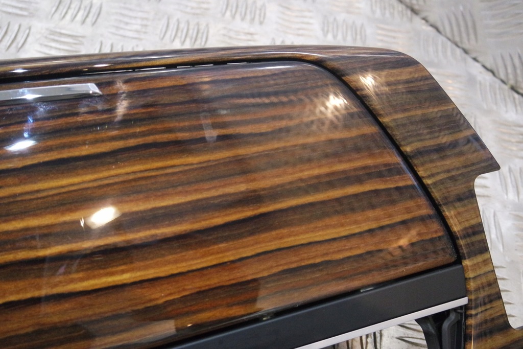 фото №4, Накладки декоративні внутрішнє maserati levante p155