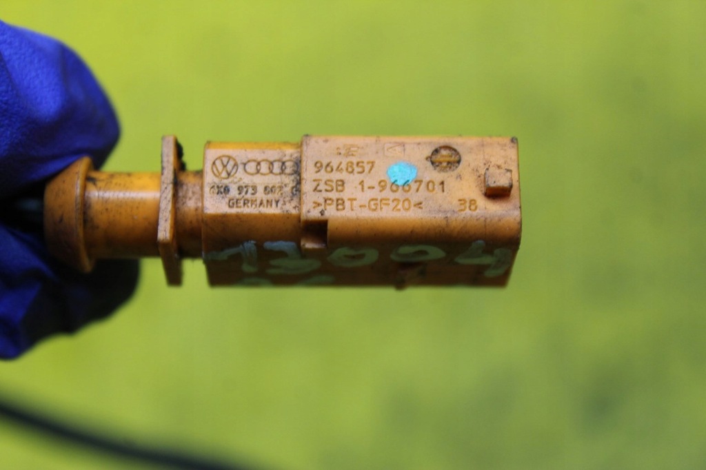 фото №5, Датчик температура вихлопних газів a6 c7 3.0tdi 059906088bb