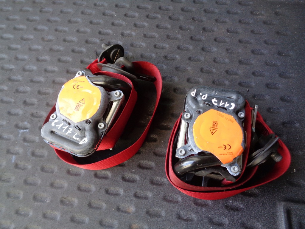 фото №1, Pas перед передний правый mercedes cla 45 amg c117