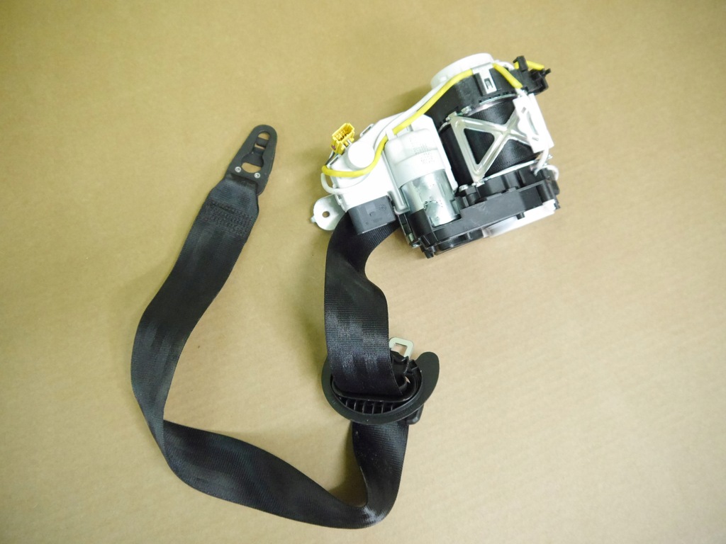 фото №1, Audi a8 d4 pas безопасности перед 4h0857706a