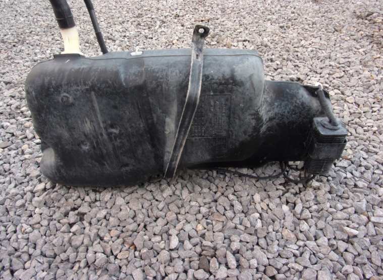 фото №7, Bak бак топлива заливная горловина peugeot 301 1.6 vti