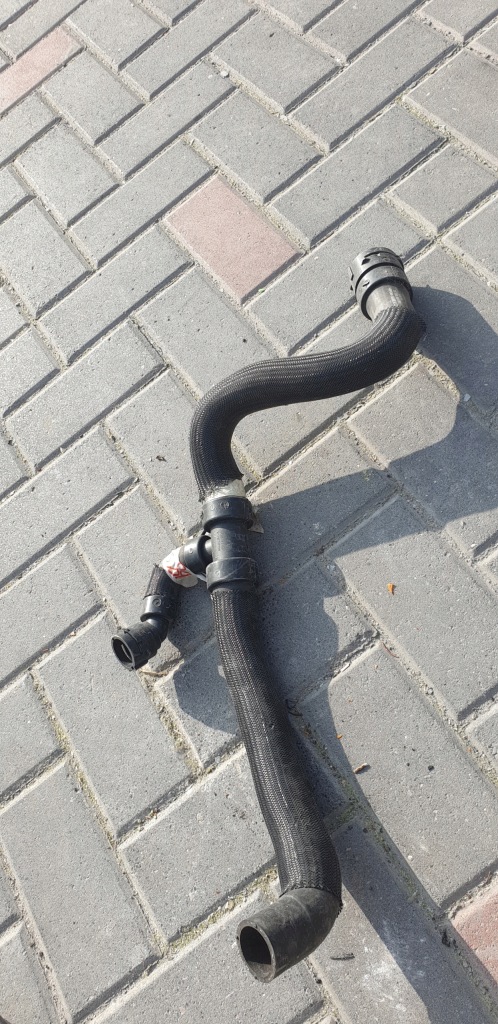 фото №2, Патрубок труба води volvo xc60 v60 31355200