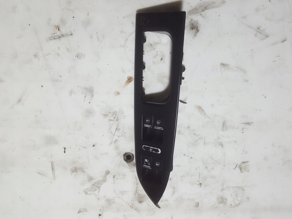 фото №1, Панель окон vw touran i 1k4959857