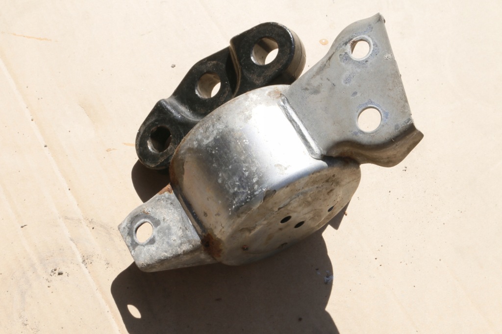 фото №1, Подушка двигателя opel corsa d 1.7