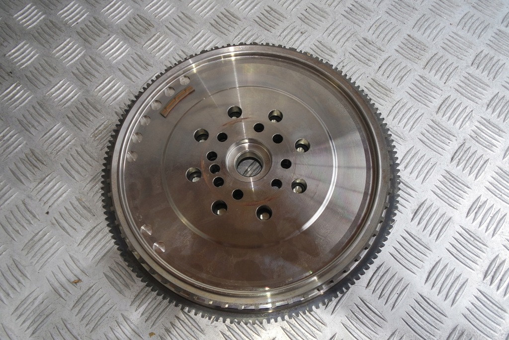 фото №6, Mercedes w213 w222 amg 6.3 колесо маховик a1770300005