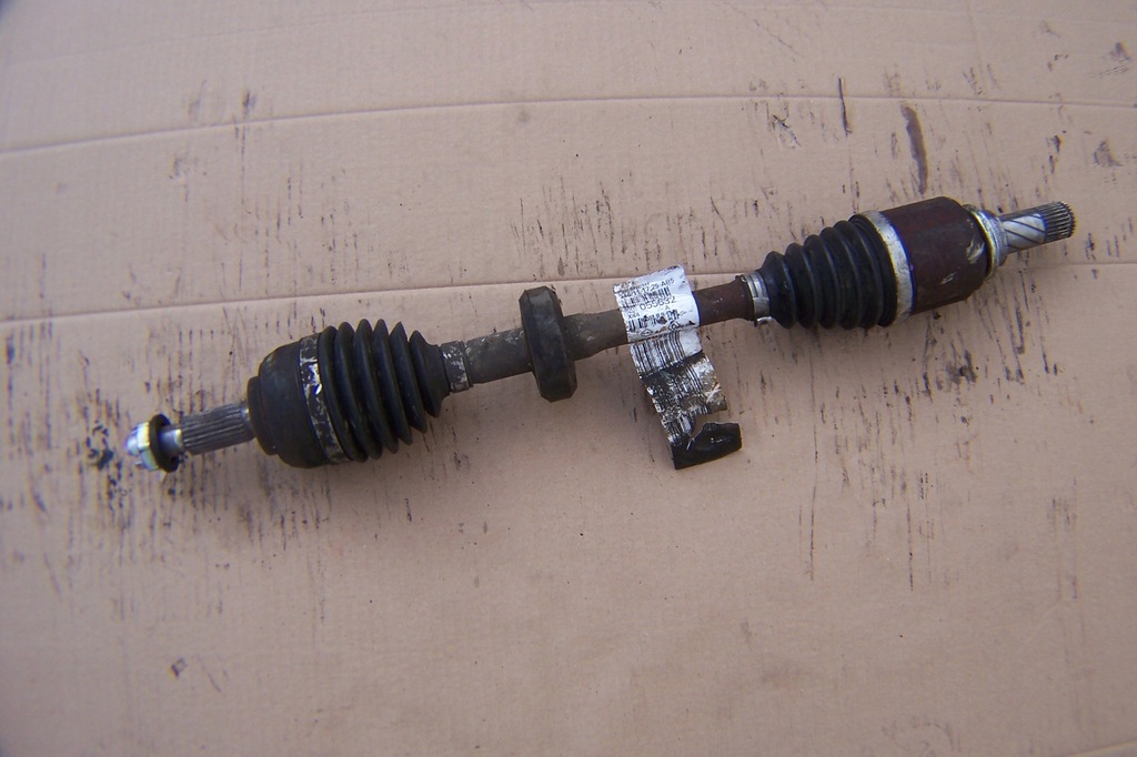 фото №1, Twingo ii dci приводной вал левая 8201055632