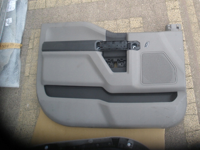 фото №7, Ford f150 f 150 2015- обивка обшивка дверь