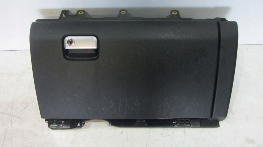 фото №1, Porsche cayenne 7p5 - бардачок пасажира