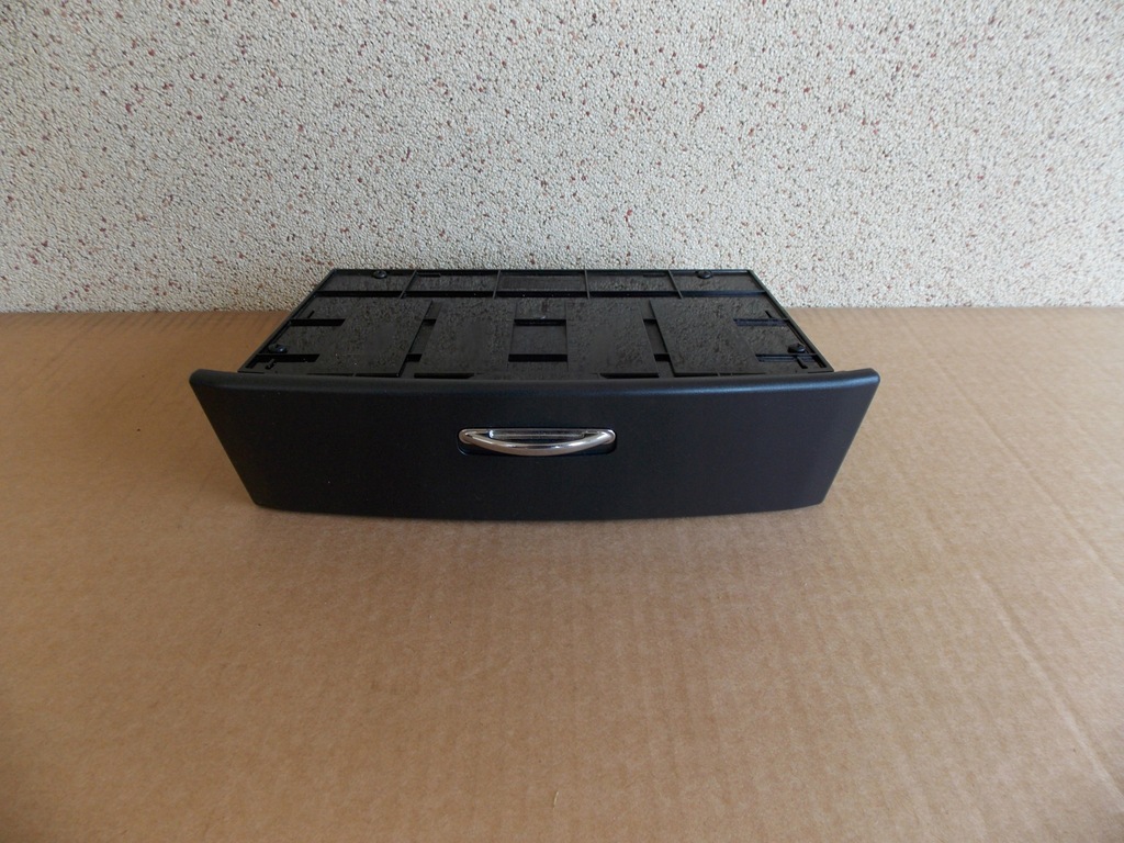 фото №1, Kia sorento i 06-09 lift бардачок полка