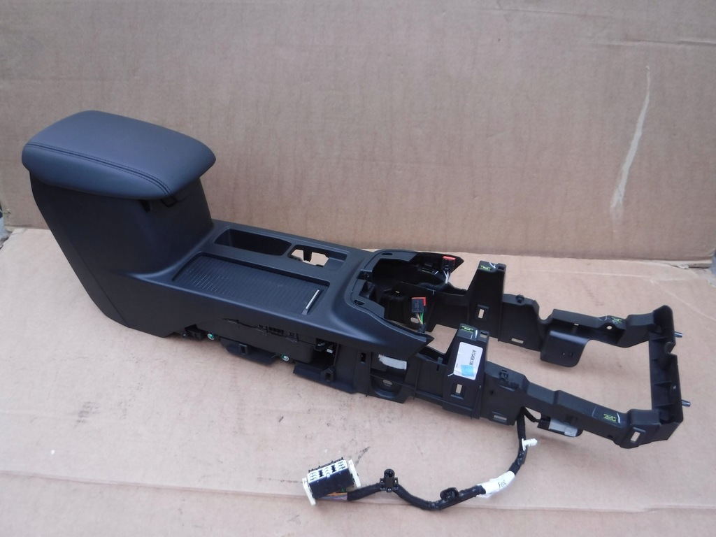 фото №1, Подлокотник ford focus mk4