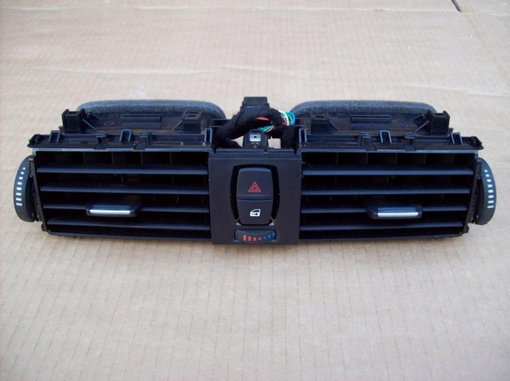 фото №1, Bmw f30 f31 f34 решётка обдув