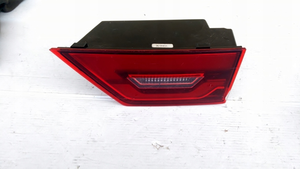 Купить Jaguar e-pace j9c лампа задний  задняя правая крышки