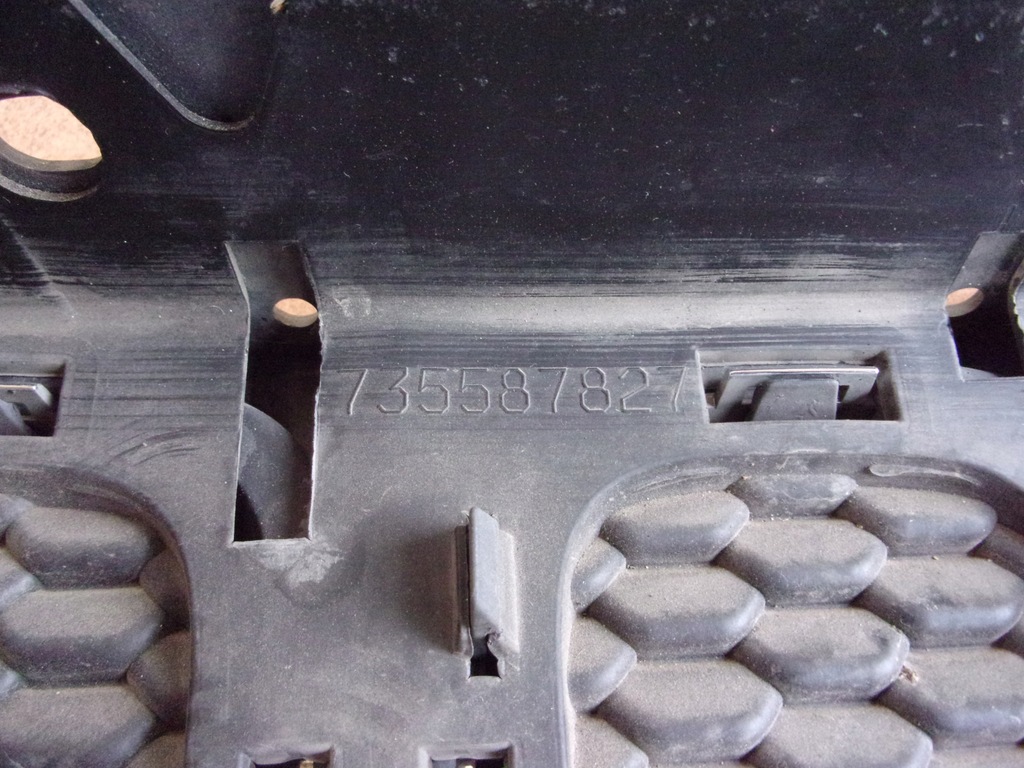 фото №13, Jeep renegade 2014-2018 14-18 решітка радіатора решітка радіатора перед