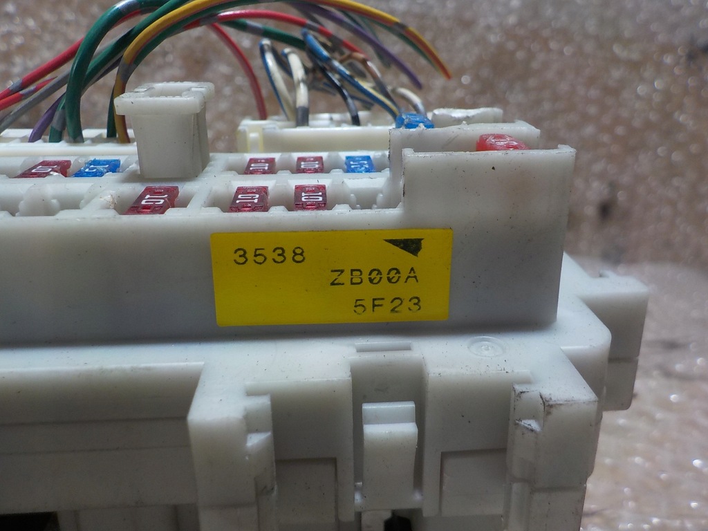 фото №6, Altima iii коробка предохранителей