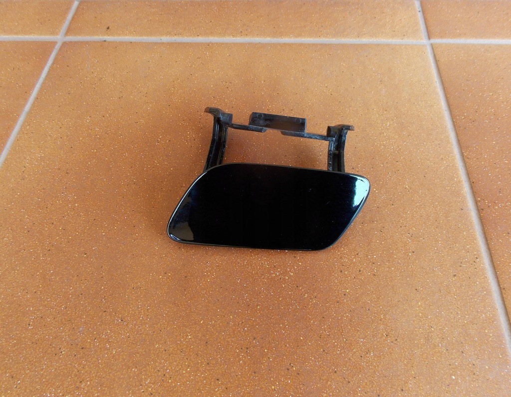 фото №1, Mercedes gla x156 14- заглушка распылителя левая