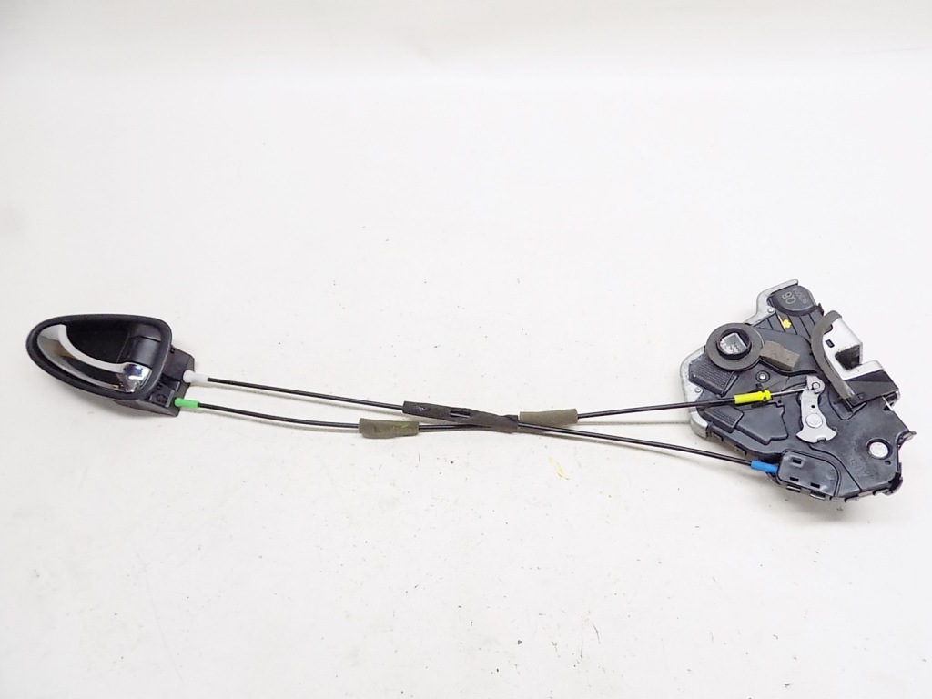 фото №8, Замок правий перед - toyota avensis t27 lift 12-15