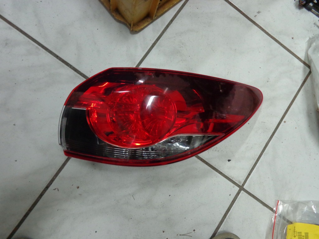 фото №1, Mazda 6 gj 2012-15 лампа задня права kombi