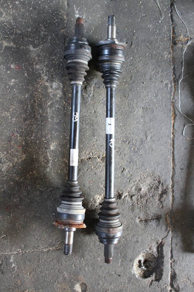 фото №1, 40 bmw f10 f11 2.0d приводной вал правая 7581022