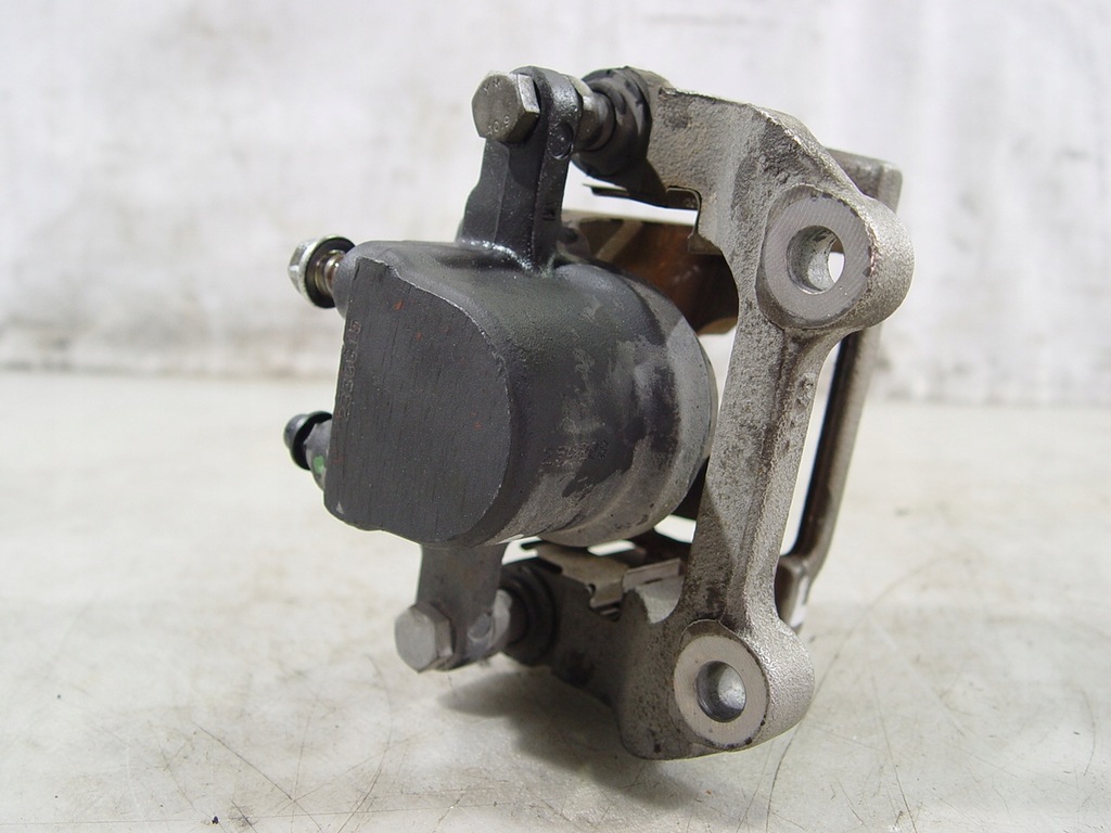 фото №6, Dodge charger 15- 3.6 супорт гальмівний задня лівий