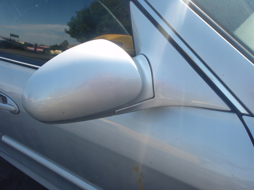 фото №13, Hyundai sonata iv lift лампа задня ліва lub права