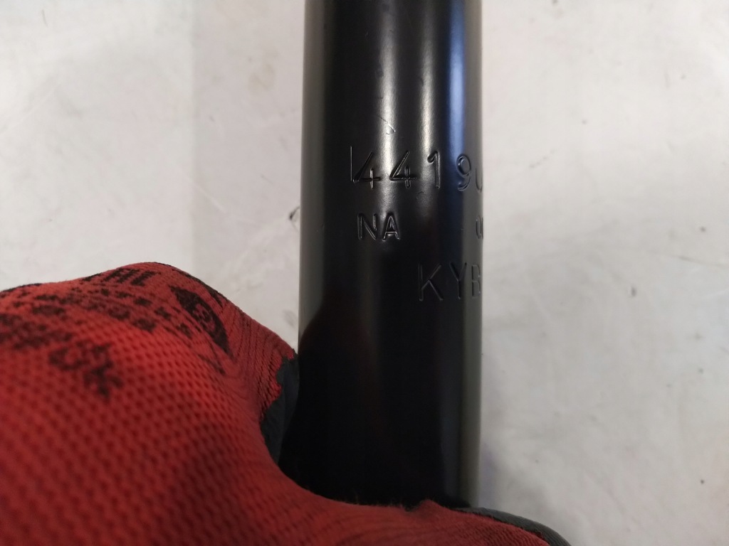 Kyb kyb441900 Доставка