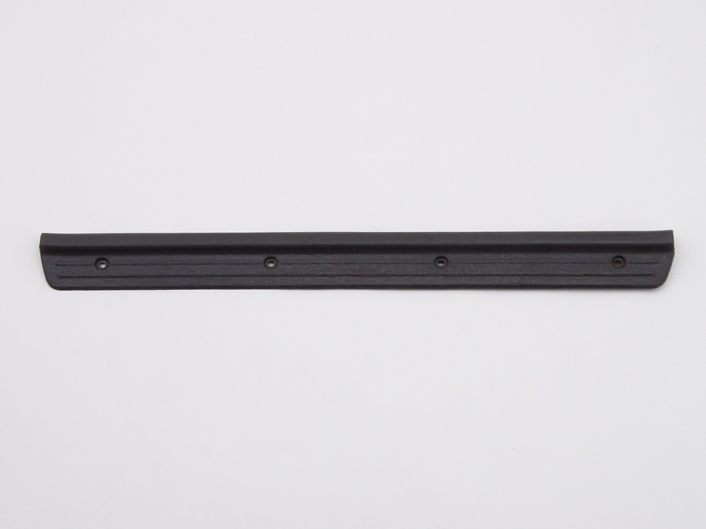 фото №1, Mitsubishi l200 96-06 молдинг порог правый перед 4d