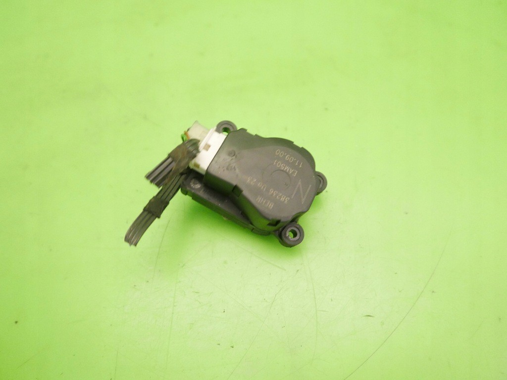 фото №9, Моторчик отопителя mercedes w220 s400 98-02