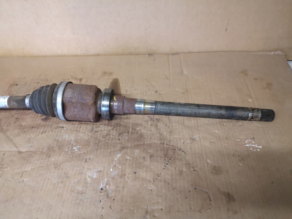 Ford mondeo mk5 2.0 tdci 4x4 приводной вал правая Доставка