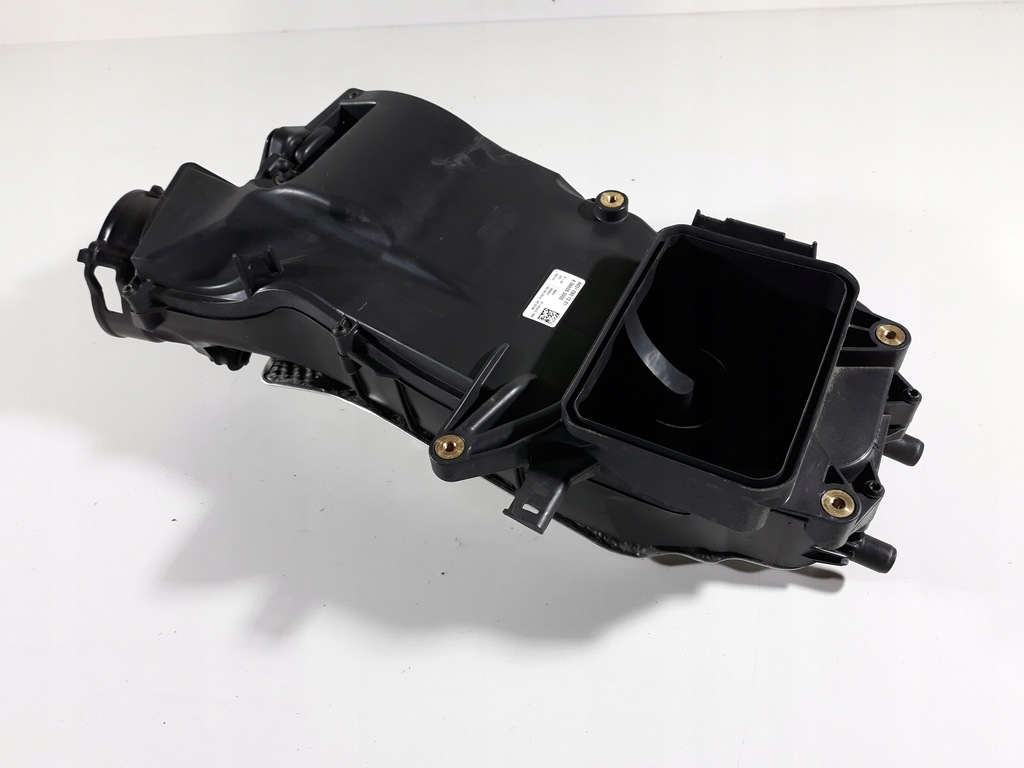 фото №14, Infiniti q50 2.2 - корпус фільтра повітря a6510901301