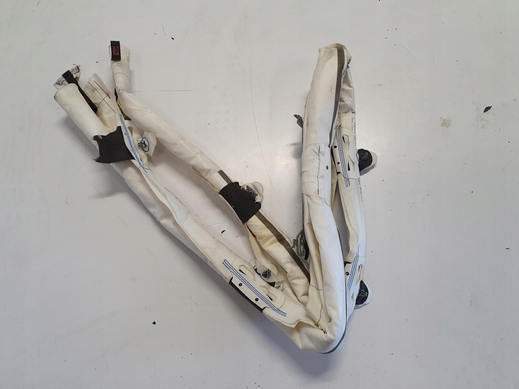 фото №1, Mercedes w246 шторка безпеки подушка безпеки права