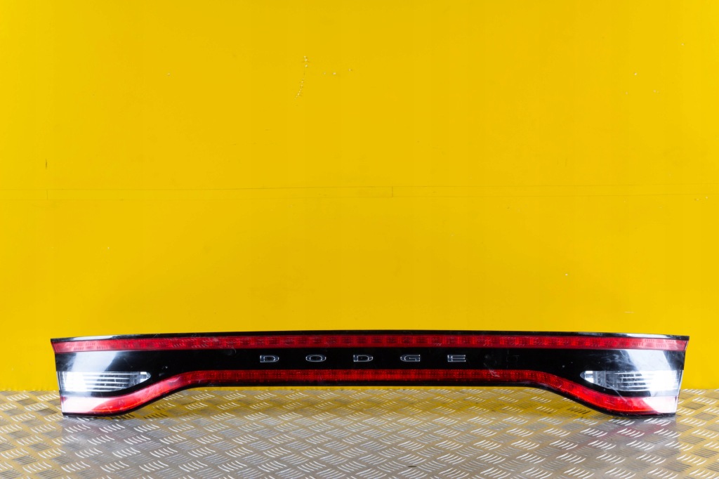фото №1, Dodge dart 12- крышка багажника задняя накладка багажника led usa