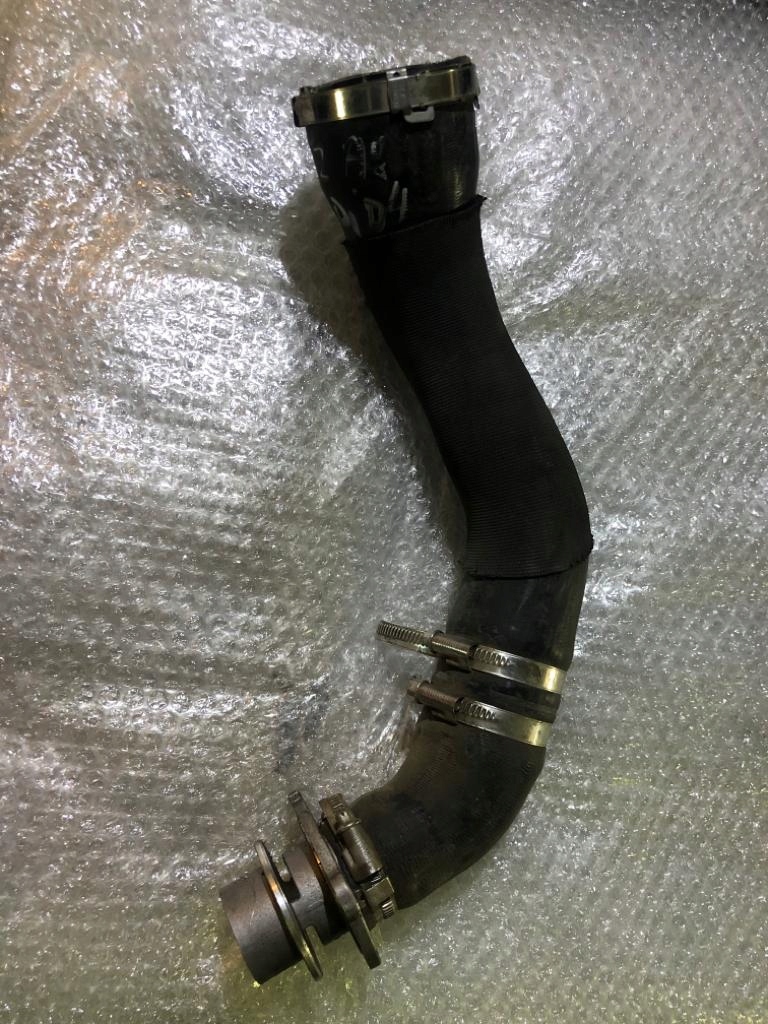 фото №2, Audi a8 d4 труба інтеркулер 4h0145738s