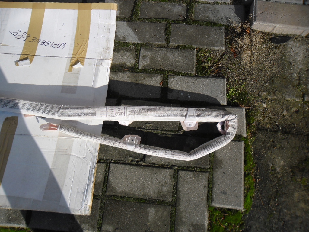 фото №2, Шторка безопасности правая audi a4 b7 combi