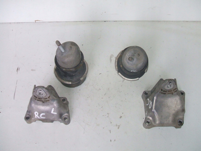 фото №1, Lexus rc300h is кронштейн двигуна