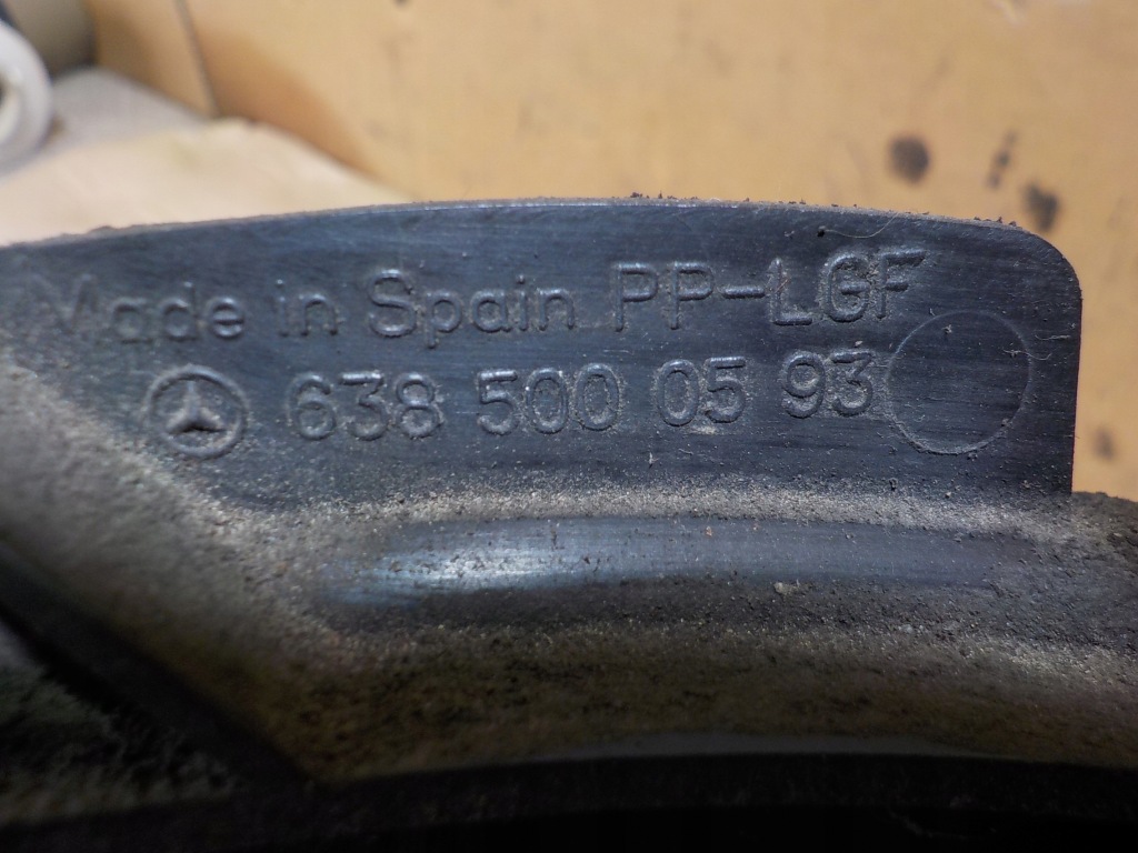 Вентилятор радіатора vito 1999r w638 Оригінал