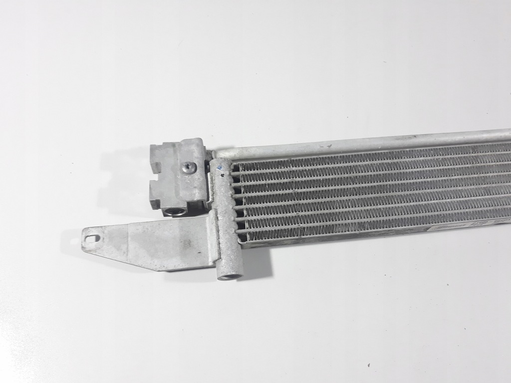 фото №12, Infiniti q50 2.2d 16r- радиатор радиатор масла 0005010765