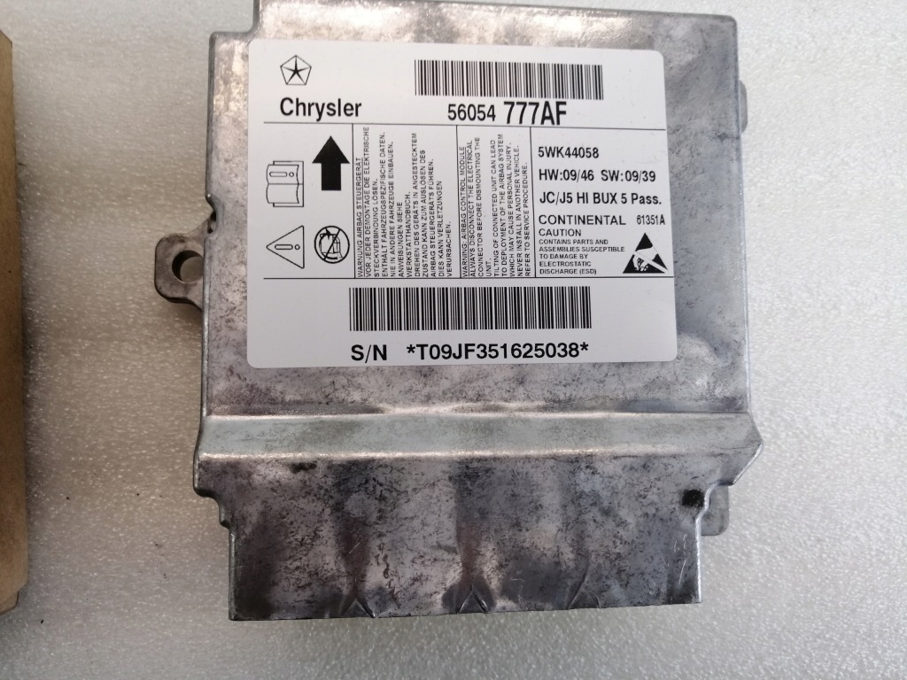 фото №1, Модуль датчик подушка безопасности dodge journey 56054777af