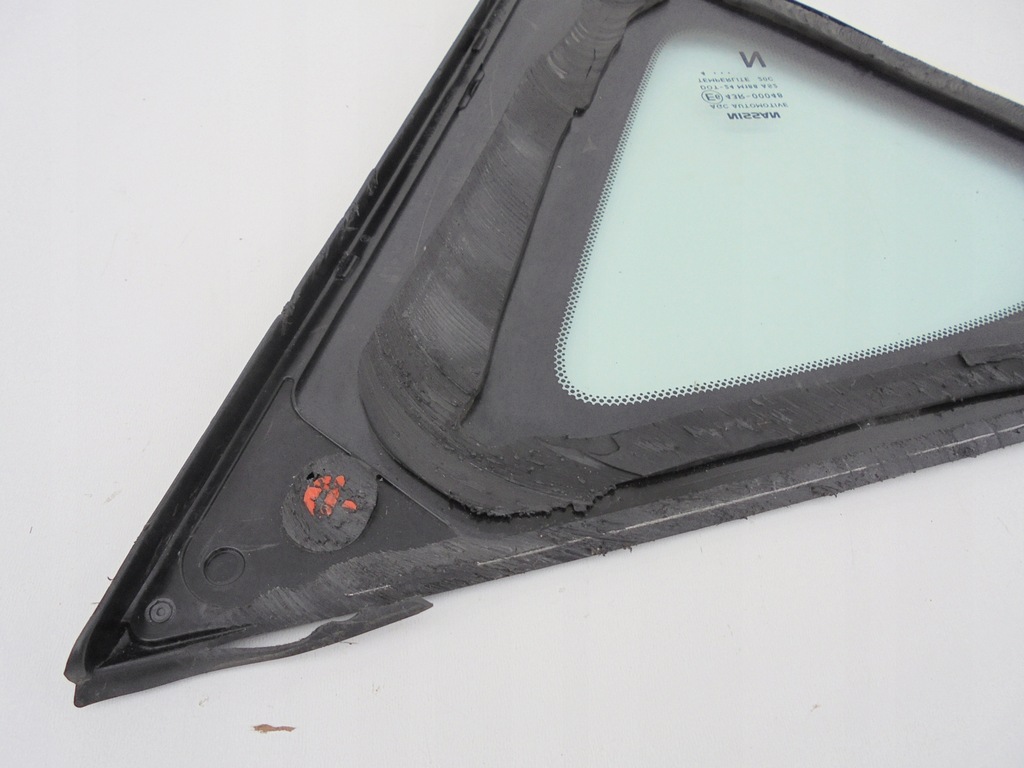 фото №11, Pulsar стекло кузовная левая задняя задняя 2014 rok