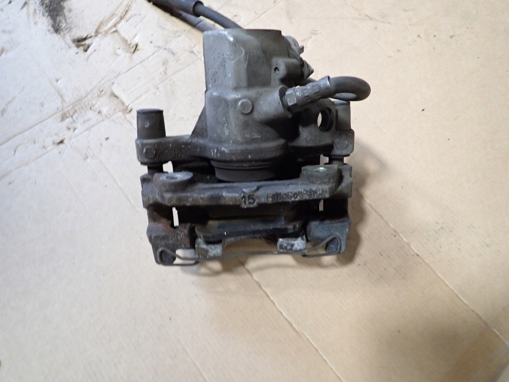 фото №3, Mazda3 mazda 3 bk 03-08 суппорт задняя левый