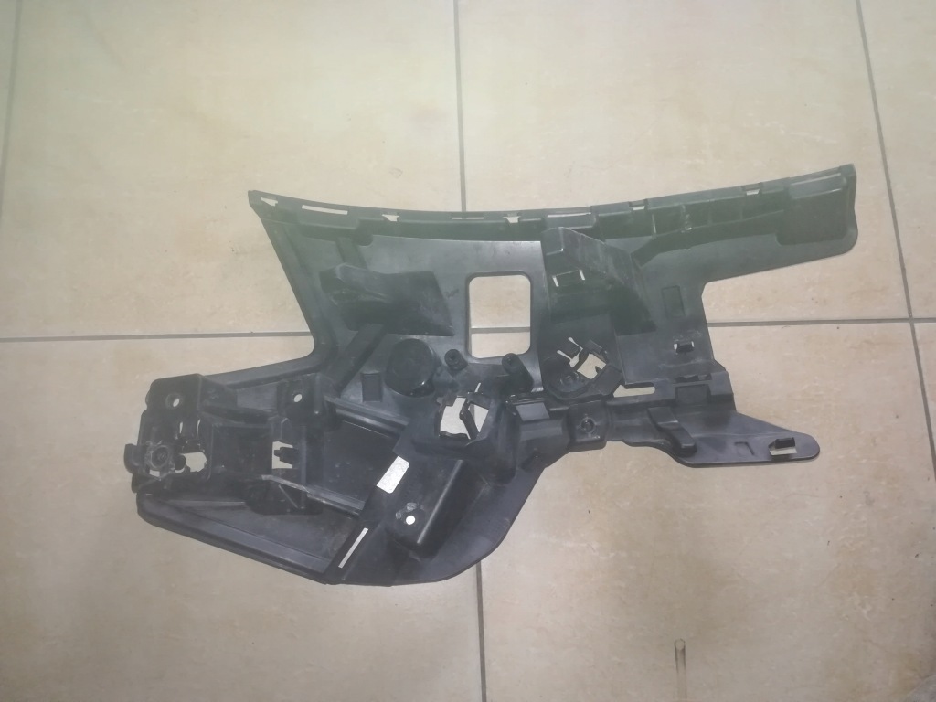 фото №1, Volvo v40 cc кронштейн бампера распылителя cross