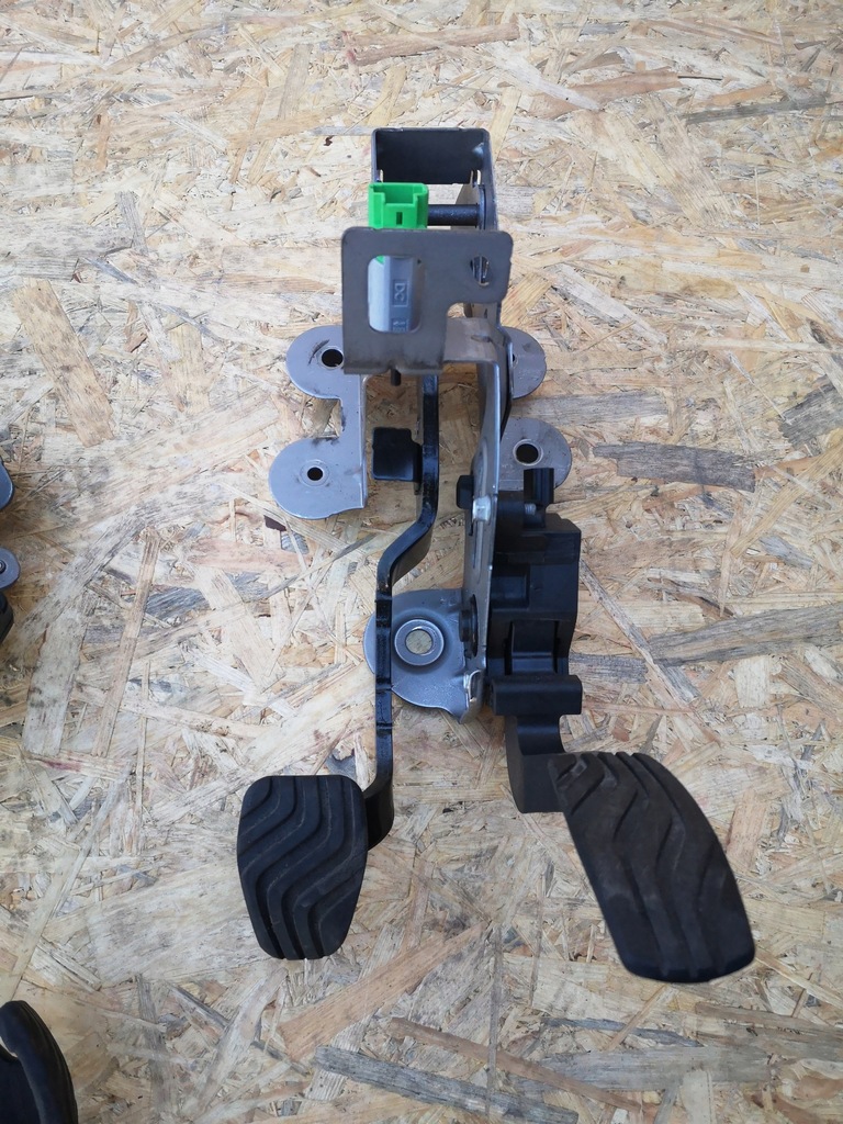 фото №7, Renault megane iv педали eu