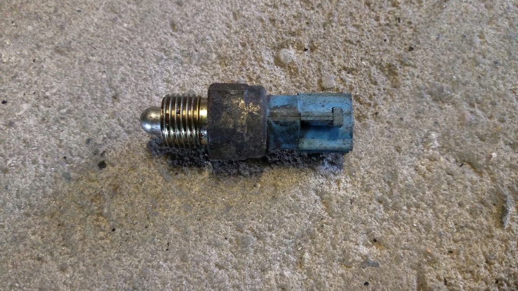 фото №1, Mazda mpv датчик заднього