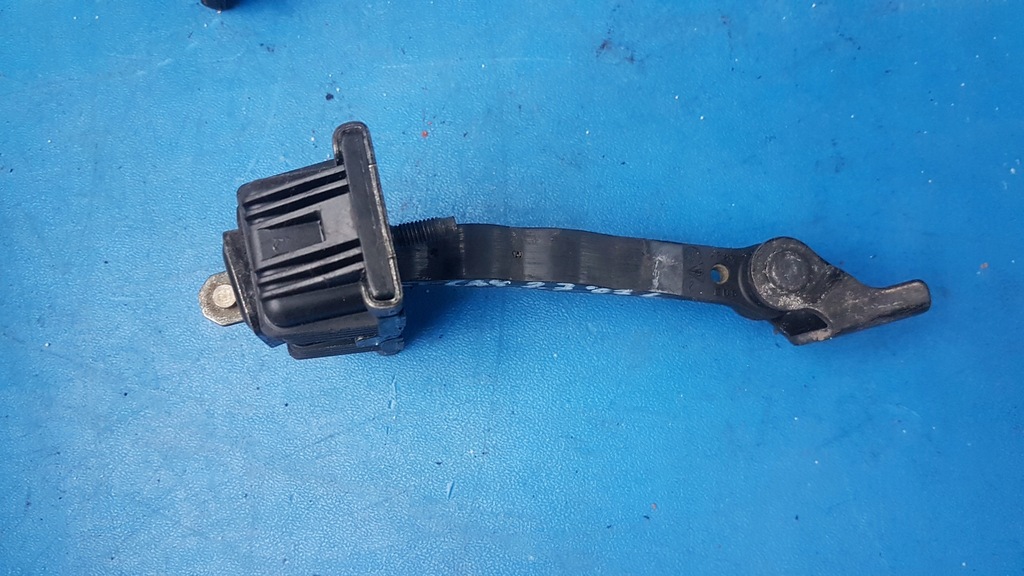 фото №6, Ограничитель дверь porsche cayman boxster 987 911